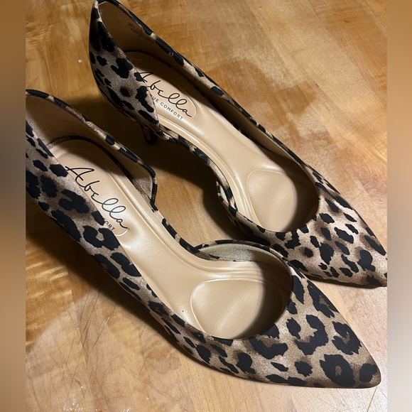 Abella Shoes - ABELLA TRUE COMFORT HEELS